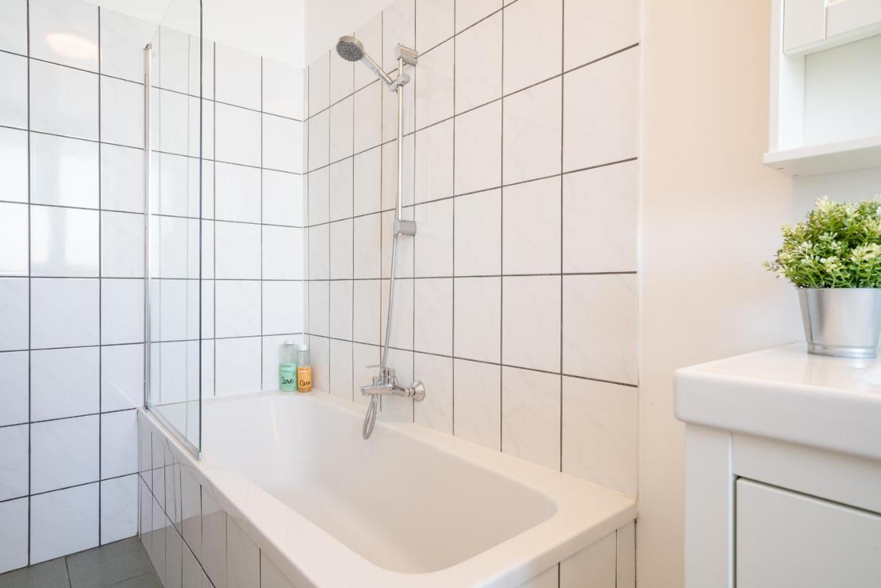 Large Antwerp City Center Apartments Eksteriør billede