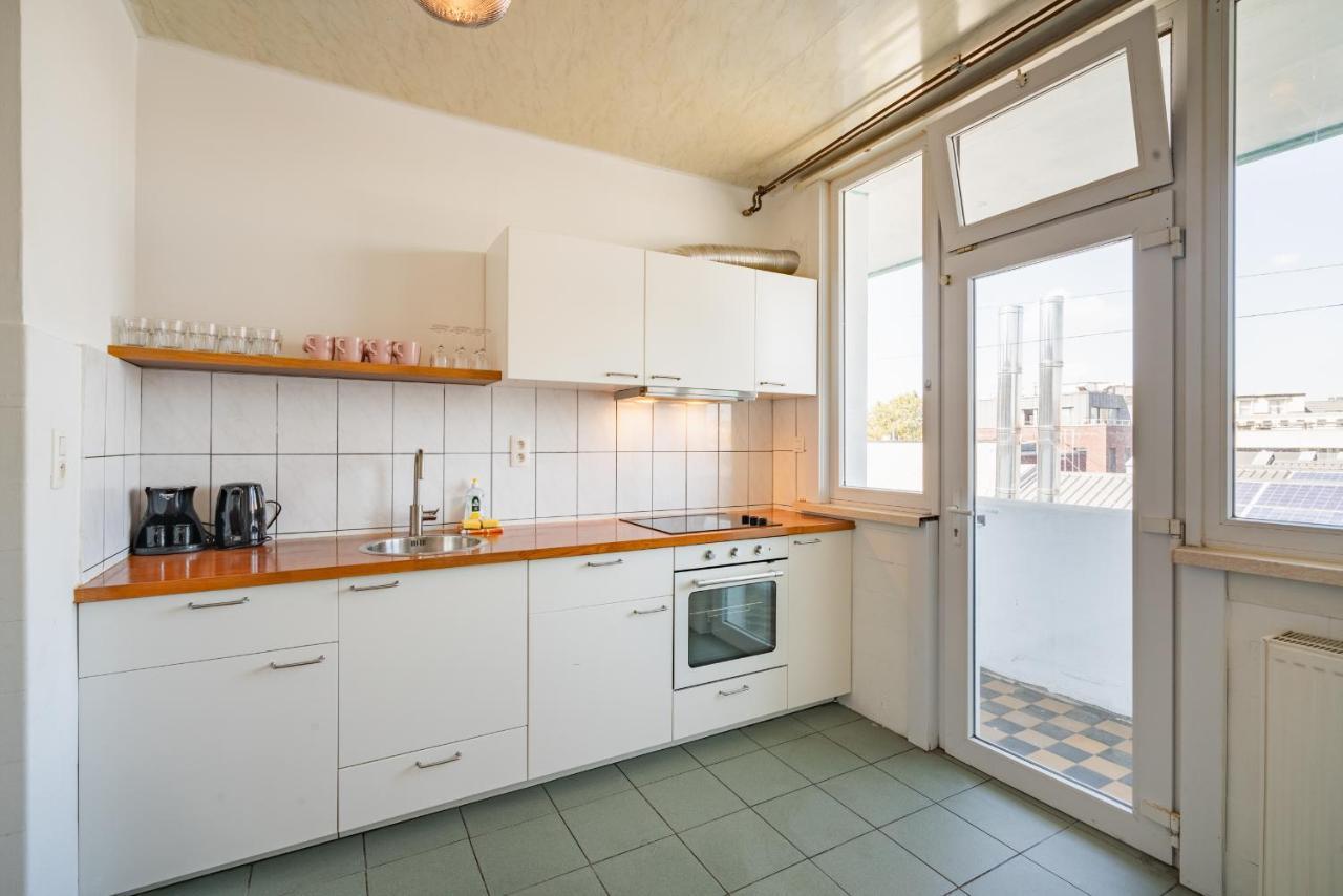 Large Antwerp City Center Apartments Eksteriør billede